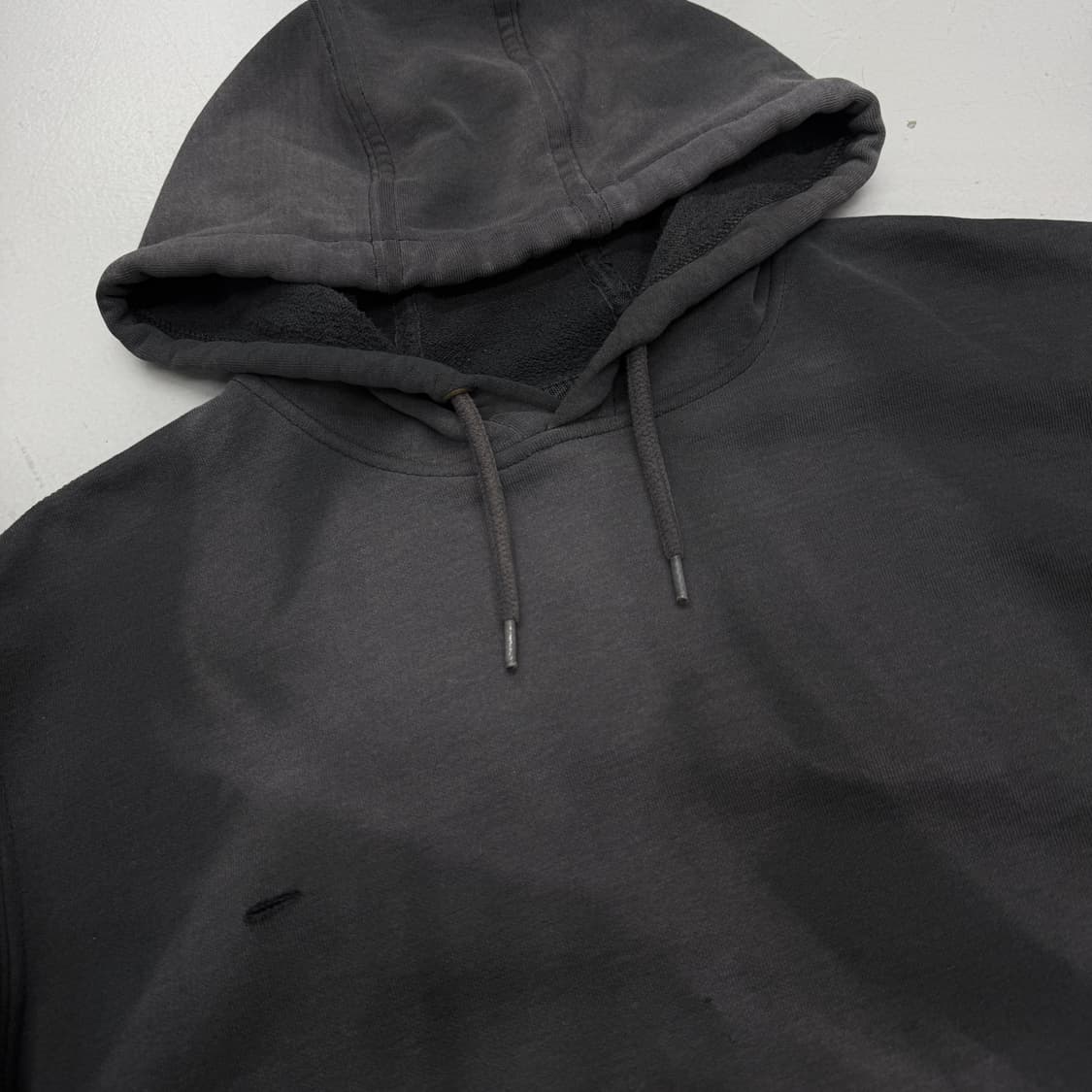 칼하트 하드 페이딩 디스트레스드 후드티 상품이미지3