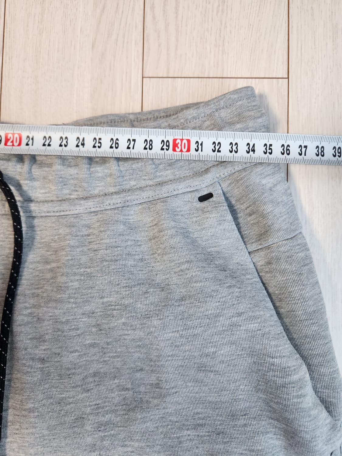 나이키 테크 플리스 조거 팬츠 CU4496-063 사이즈s

스포츠웨어/ 상품이미지3