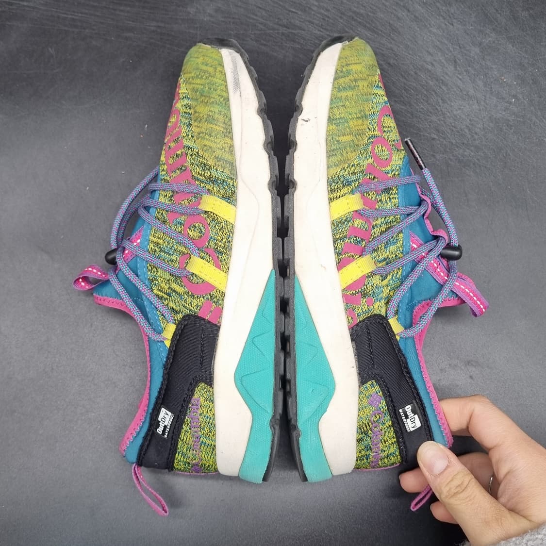 컬럼비아 여성트레킹화230 상품이미지5