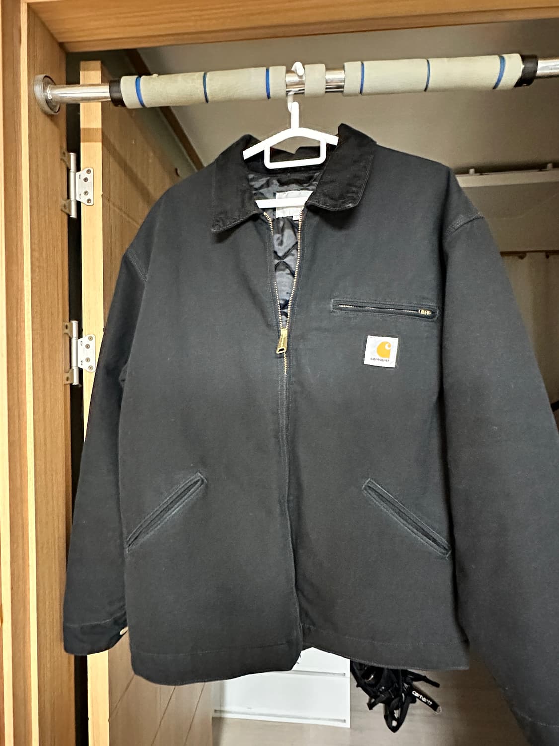 칼하트 윕 디트로이트 OG 자켓 블랙 상품이미지1