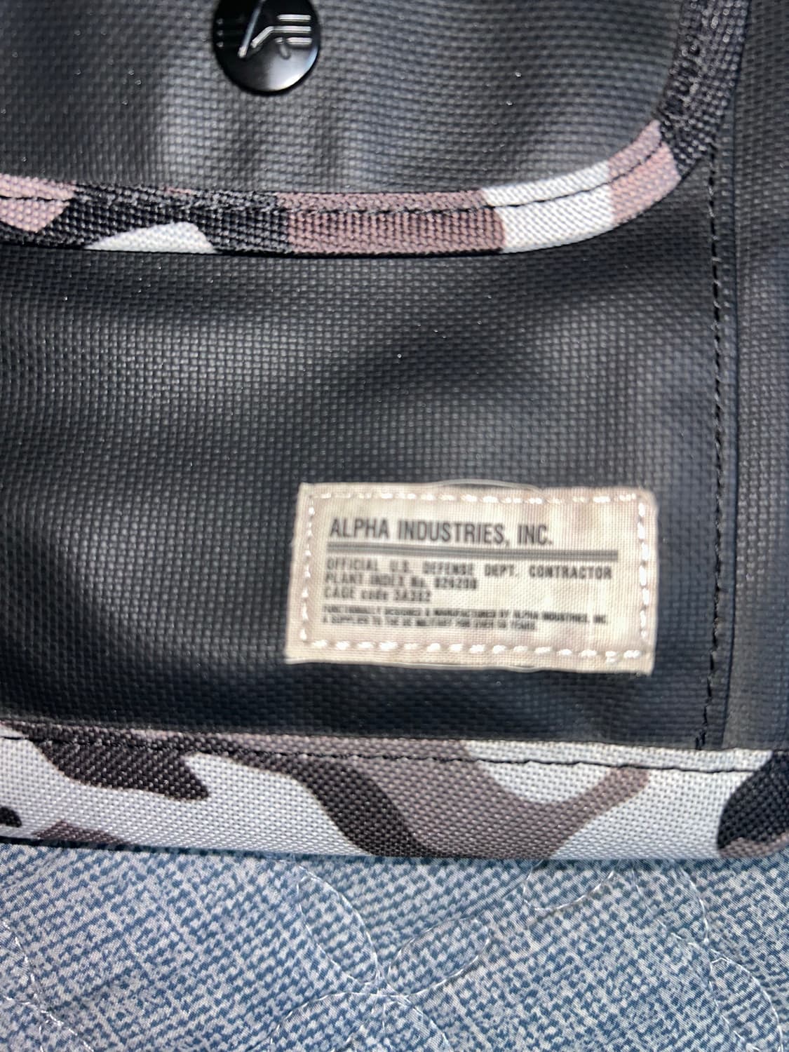 알파인더스트리 크로스백 상품이미지2