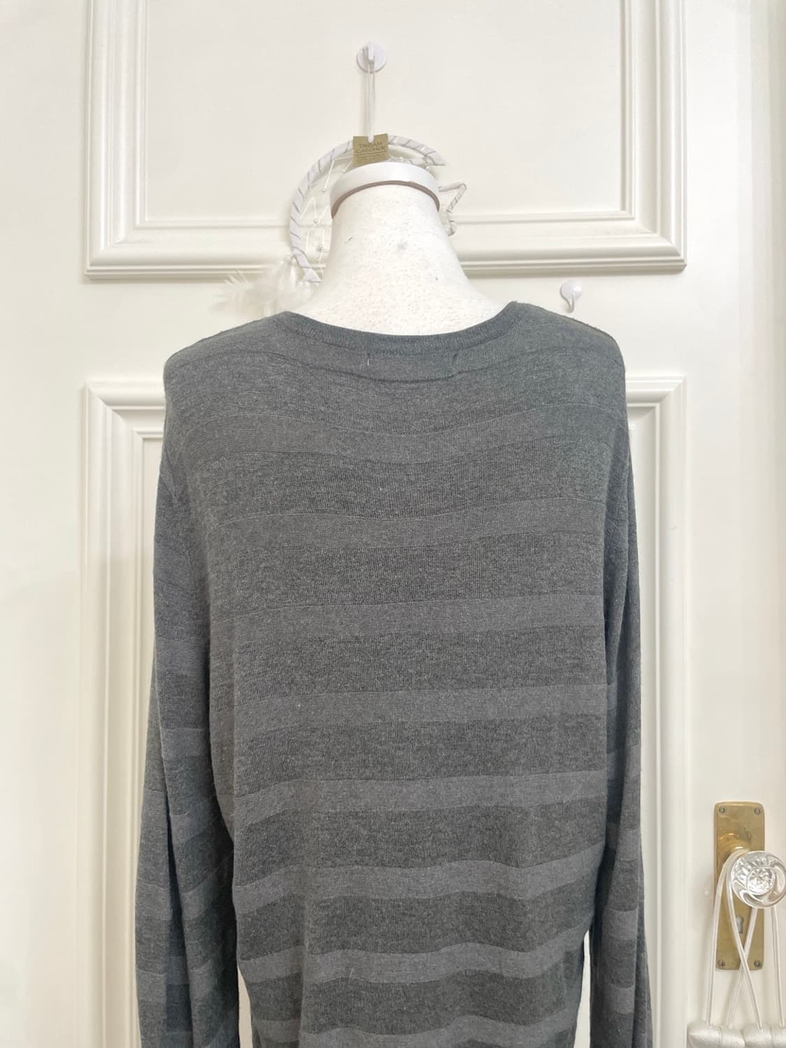dark gray stripe loose over cardigan 상품이미지4