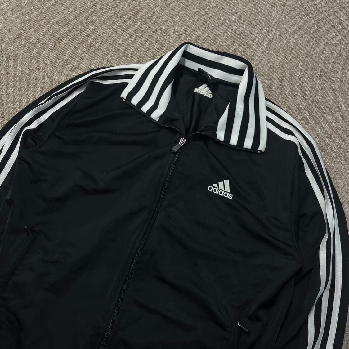 아디다스 검흰 져지 상품이미지3