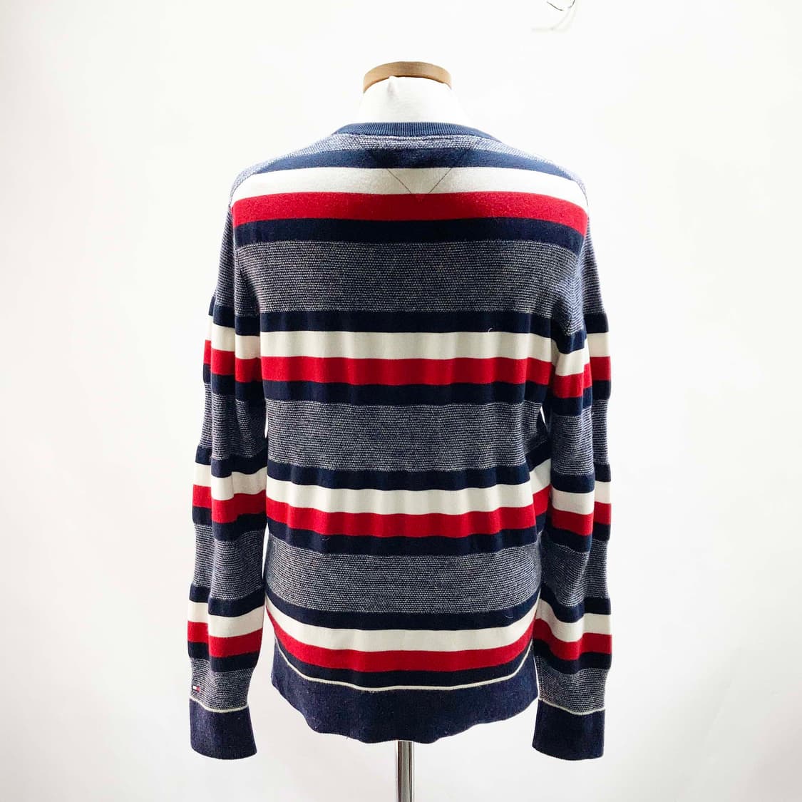 타미힐피거 남성맨투맨 스트라이프 95  상품이미지3