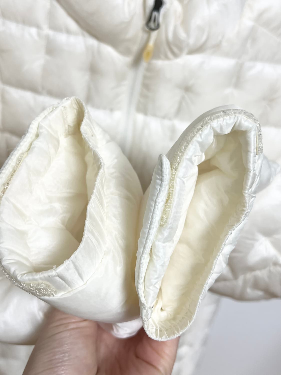 [S] 몽벨 플라즈마 경량패딩 화이트아이보리 ex1000 90사이즈 상품이미지7