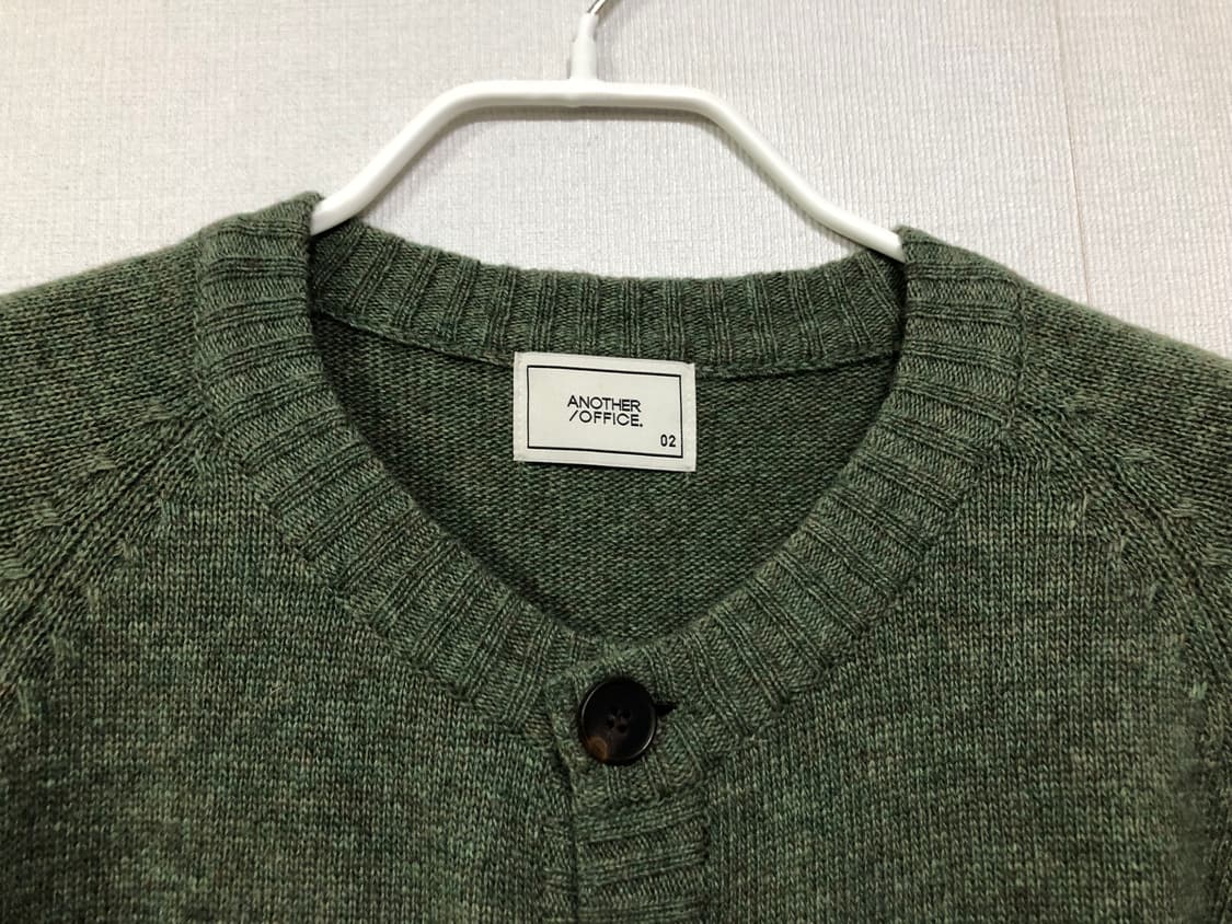 어나더오피스 남성 메리노 울혼방 엘보우패치 라운드넥 가디건 _ 그린 상품이미지2