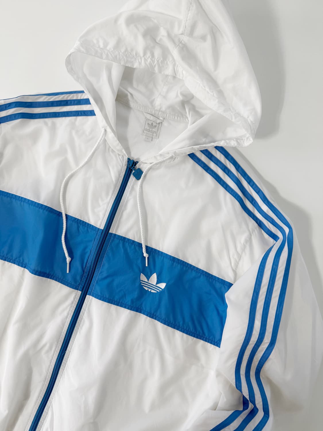 아디다스 루즈핏 00‘s 흰 하늘 배색 파이어버드 후드 트랙 바람막이 상품이미지2