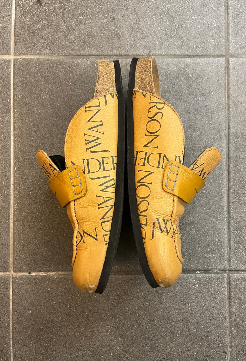 JW anderson 뮬 슬리퍼 상품이미지4