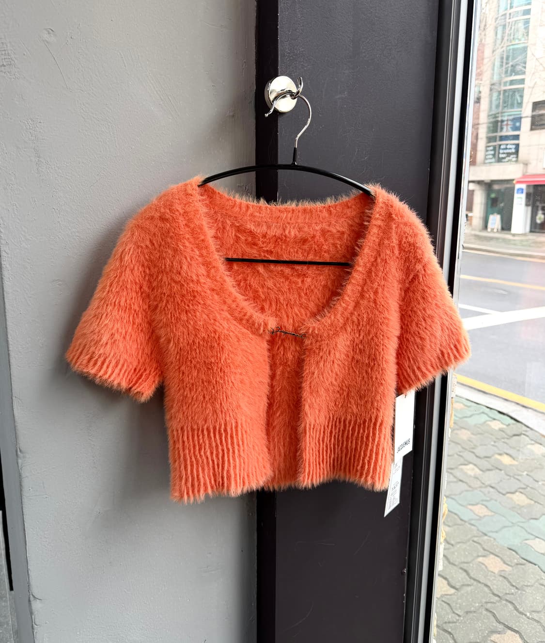 36/ 자크뮈스 네브 크롭 앙고라 가디건(새상품) 상품이미지3