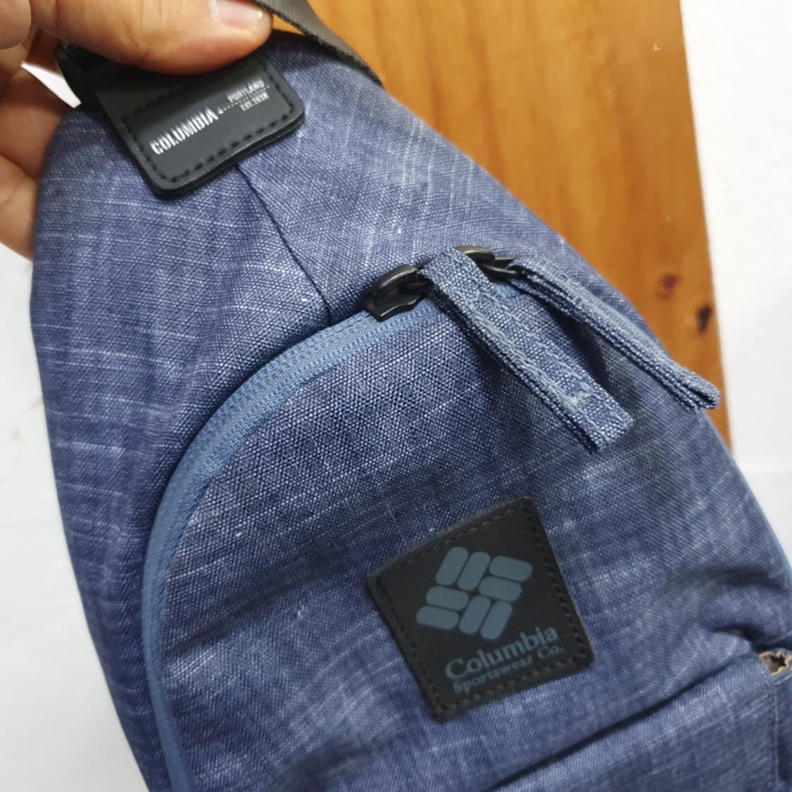 컬럼비아 슬링백 상품이미지4