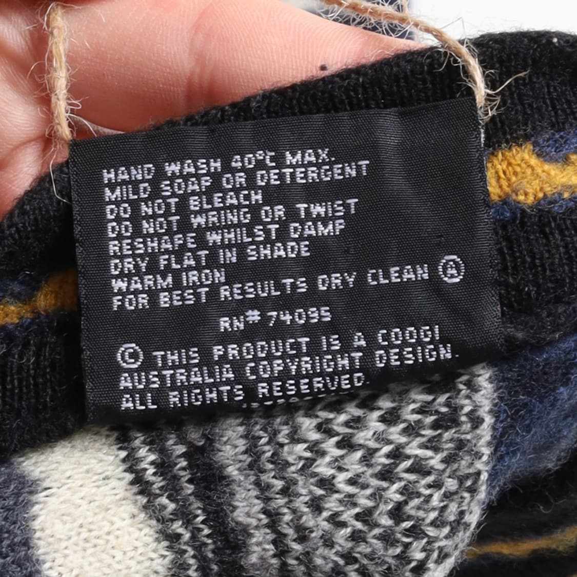 쿠지 Coogi Cable Knit Cardigan
 상품이미지8