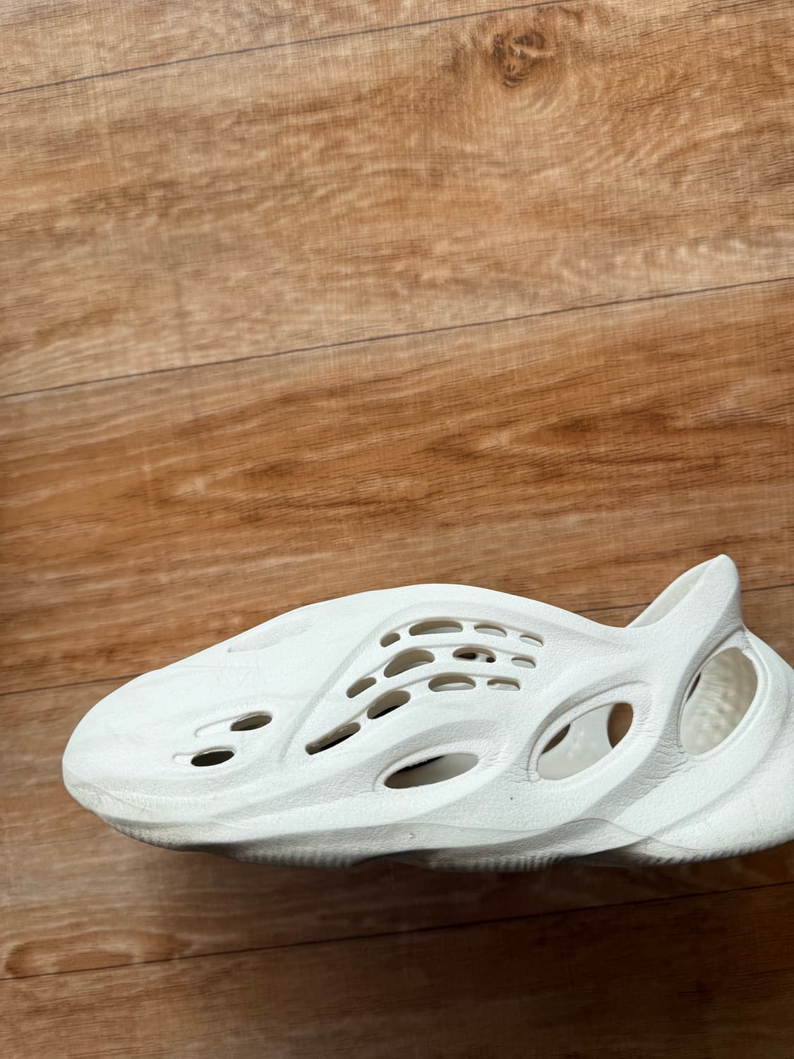 아디다스 폼 러너 샌드 상품이미지3