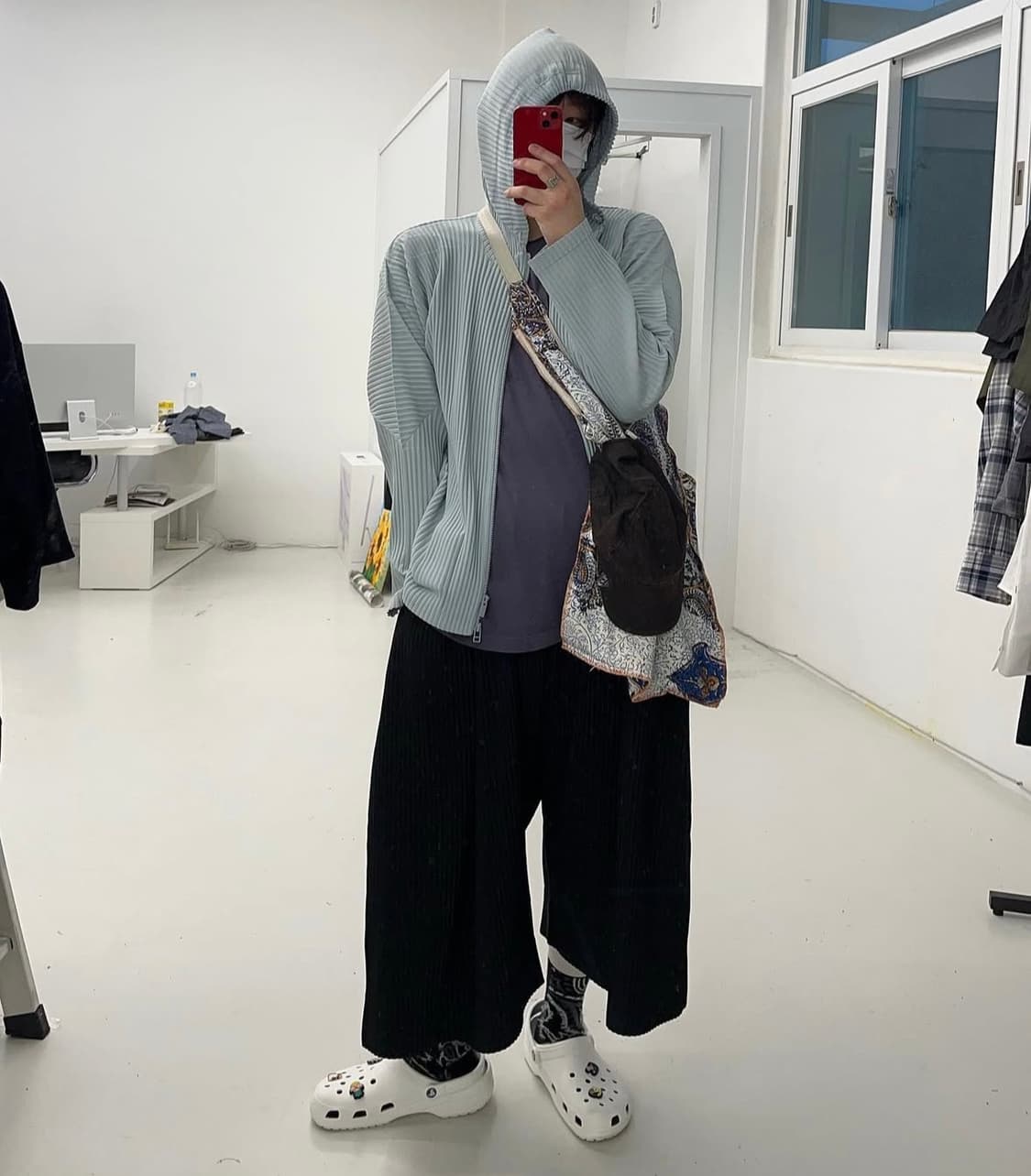 옴므플리세 사루엘 팬츠 상품이미지1