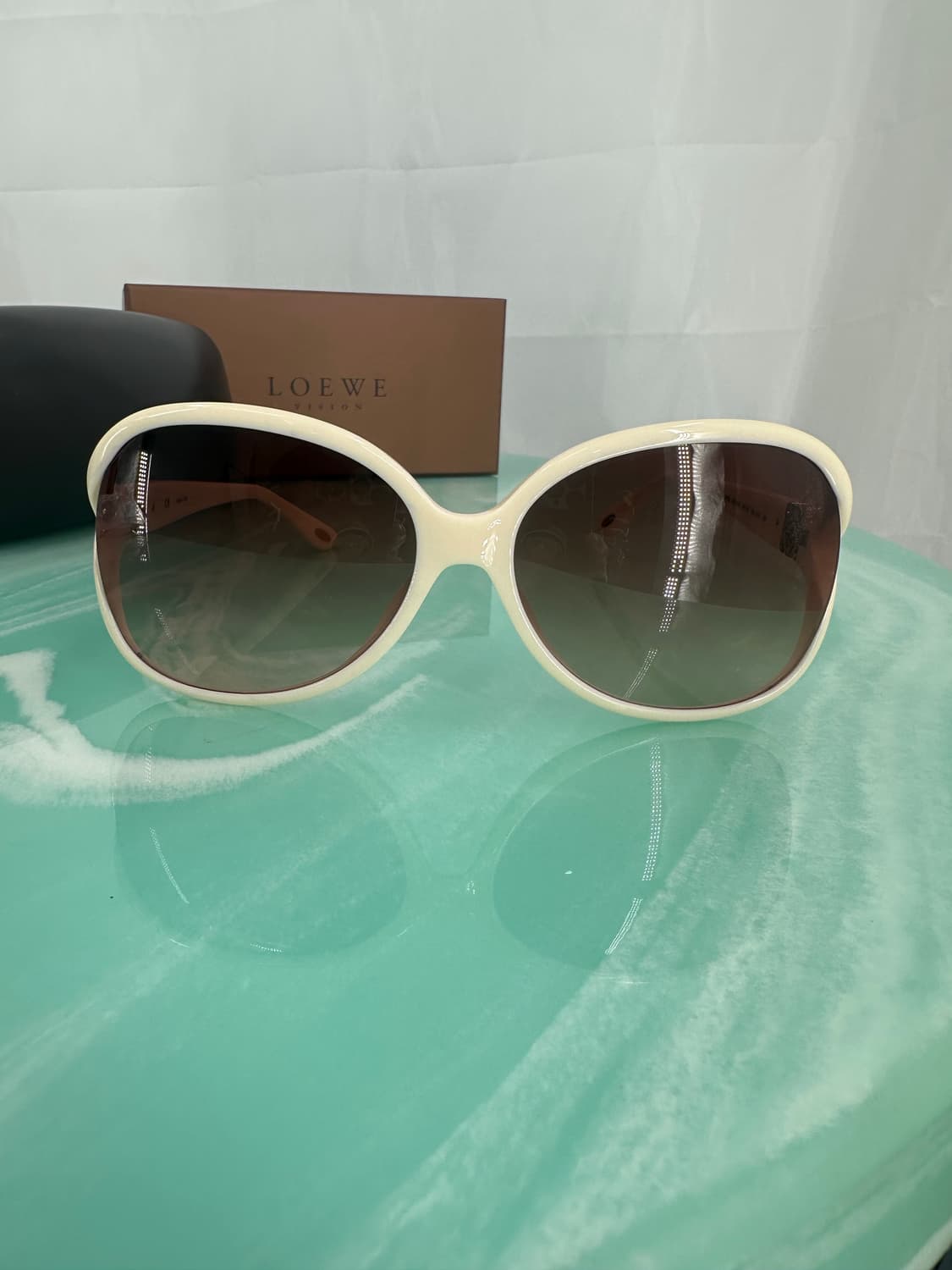 [새상품 무료배송] Made in Italy 로에베 선글라스 상품이미지3