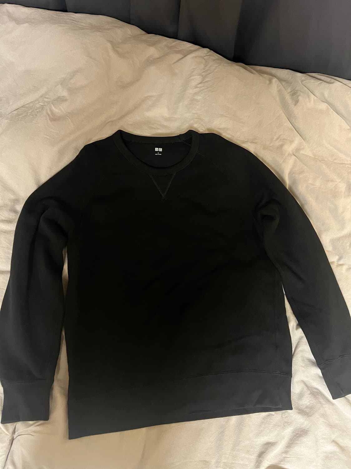 유니클로 맨투맨 스웻 블랙 L 새제품 상품이미지1