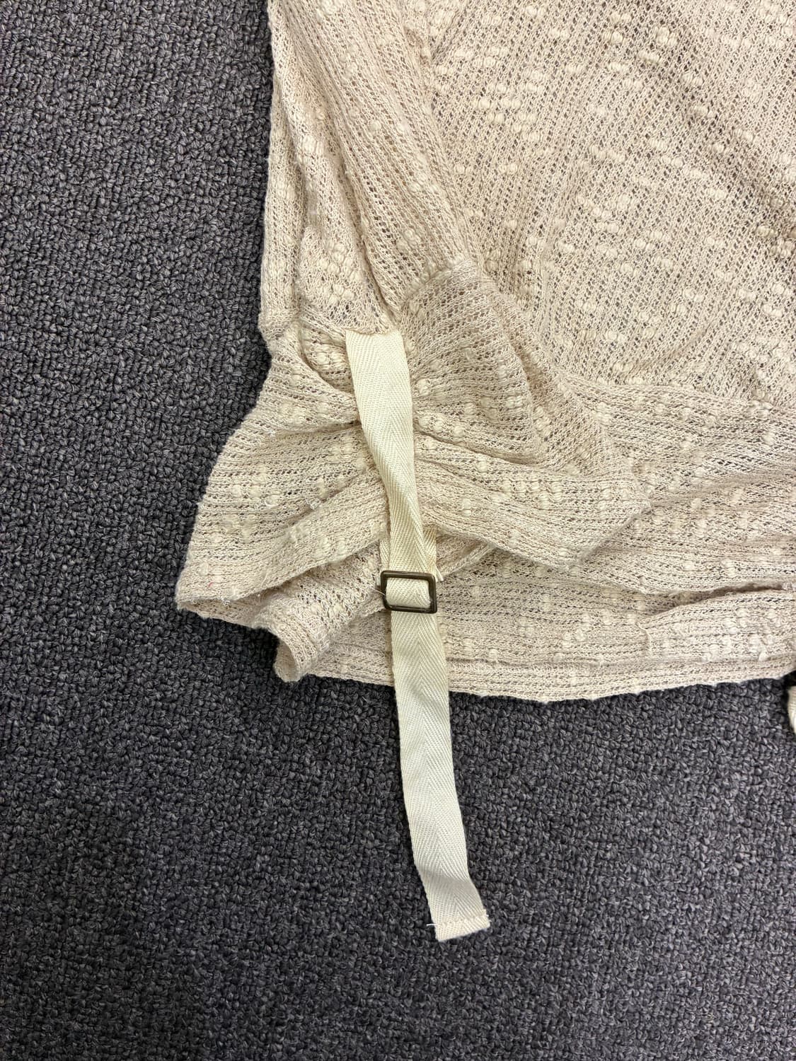 OS)Japanese vintage 여성 벨트 디테일 펀칭 나시 상품이미지4