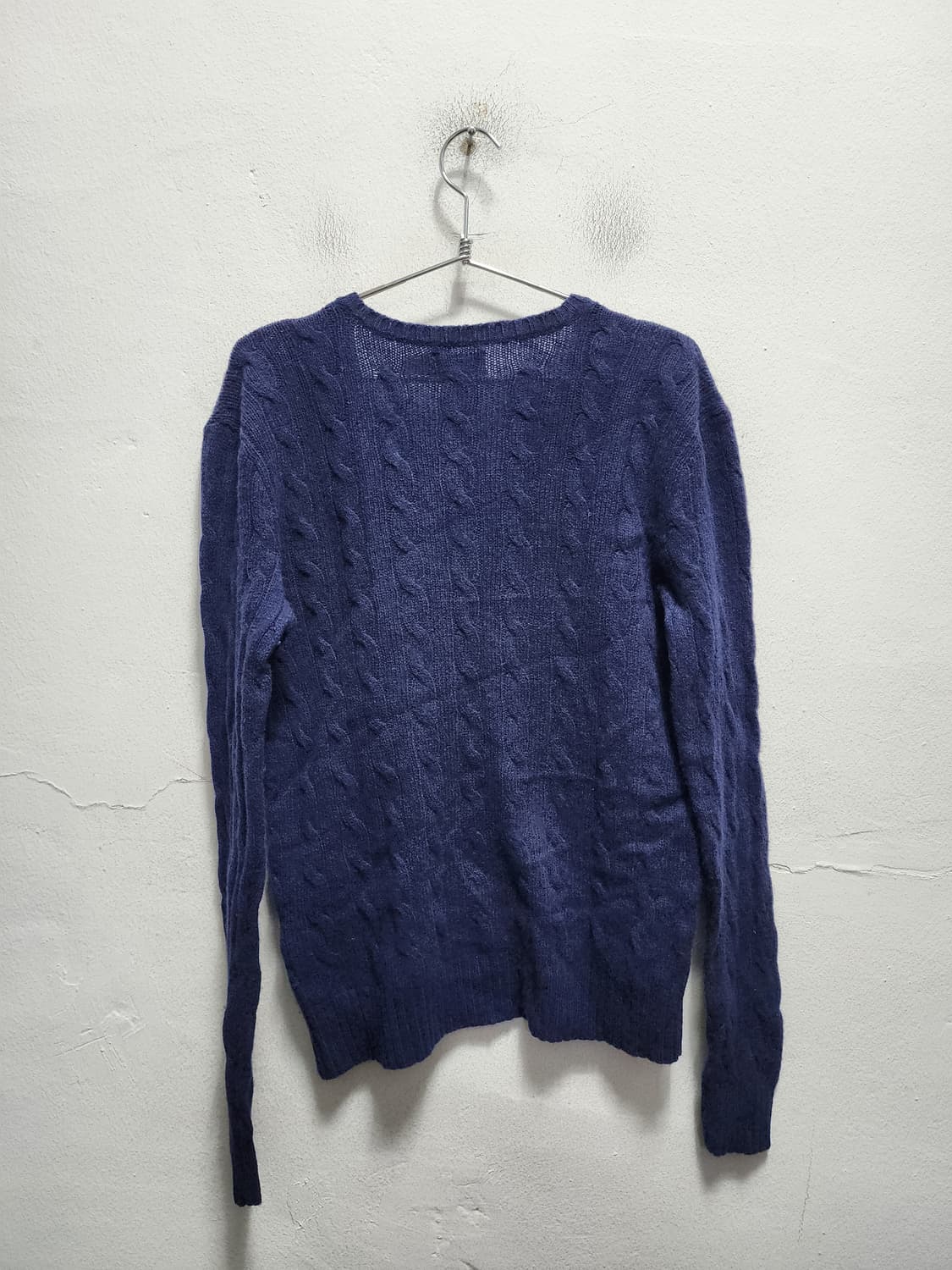 폴로 랄프로렌 캐시미어 꽈베기 브이넥 니트 상품이미지2