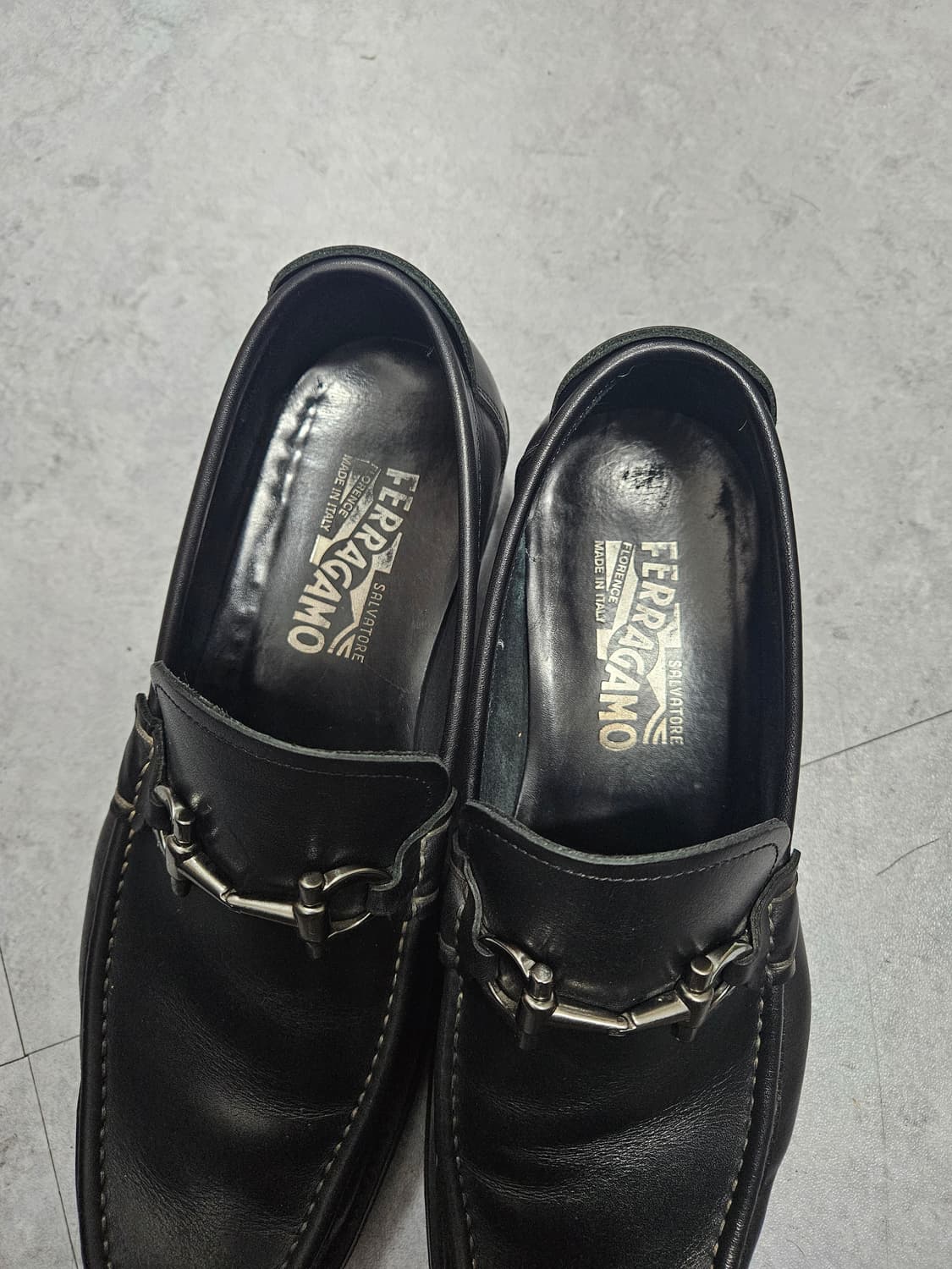 페라가모 정품 홀스빗 로퍼 상품이미지2