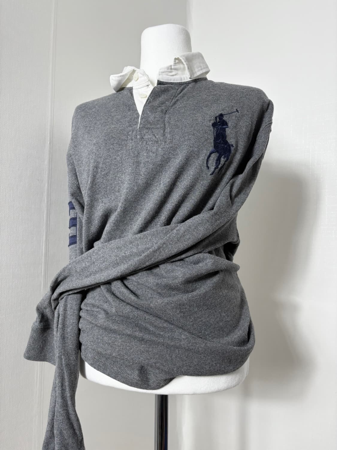 폴로 그레이 네이비 빅포니 카라 롱슬리브 상품이미지1