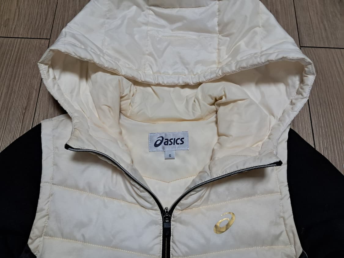 아식스 패딩자켓 S 상품이미지4