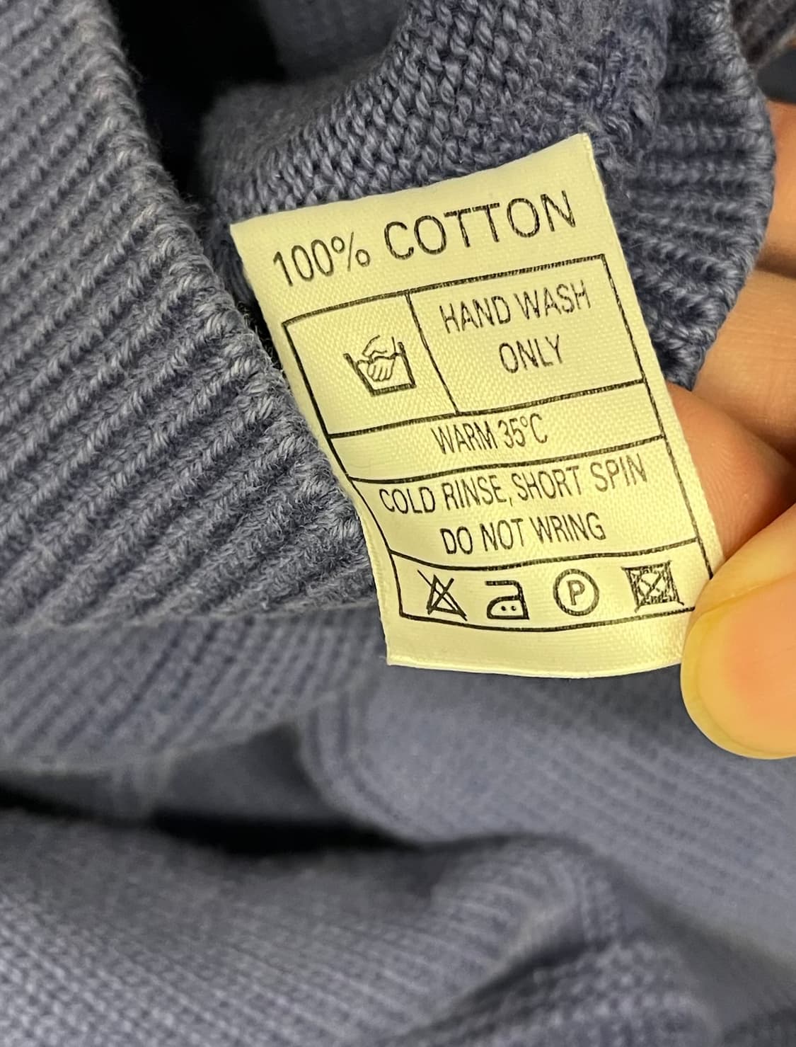 90s Burberrys 기마로고 스웨터 상품이미지9