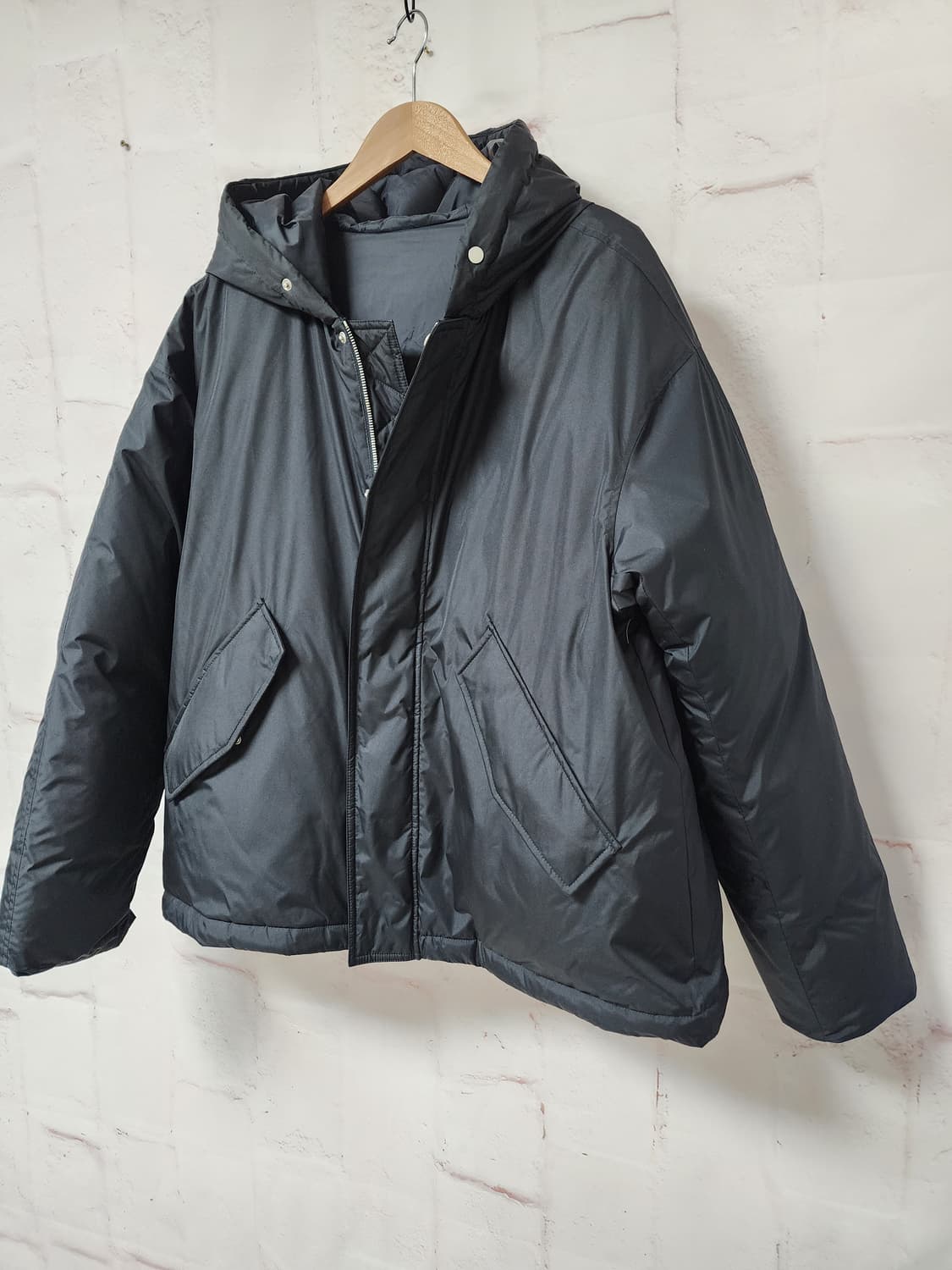 TNGT 블랙 패딩 점퍼 상품이미지3