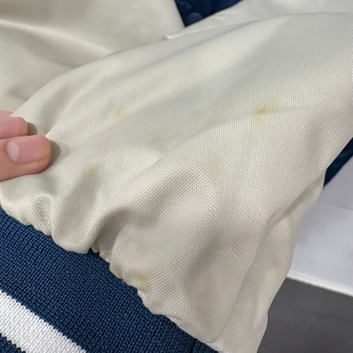 Rujeans 바시티 봄버 재킷 상품이미지4