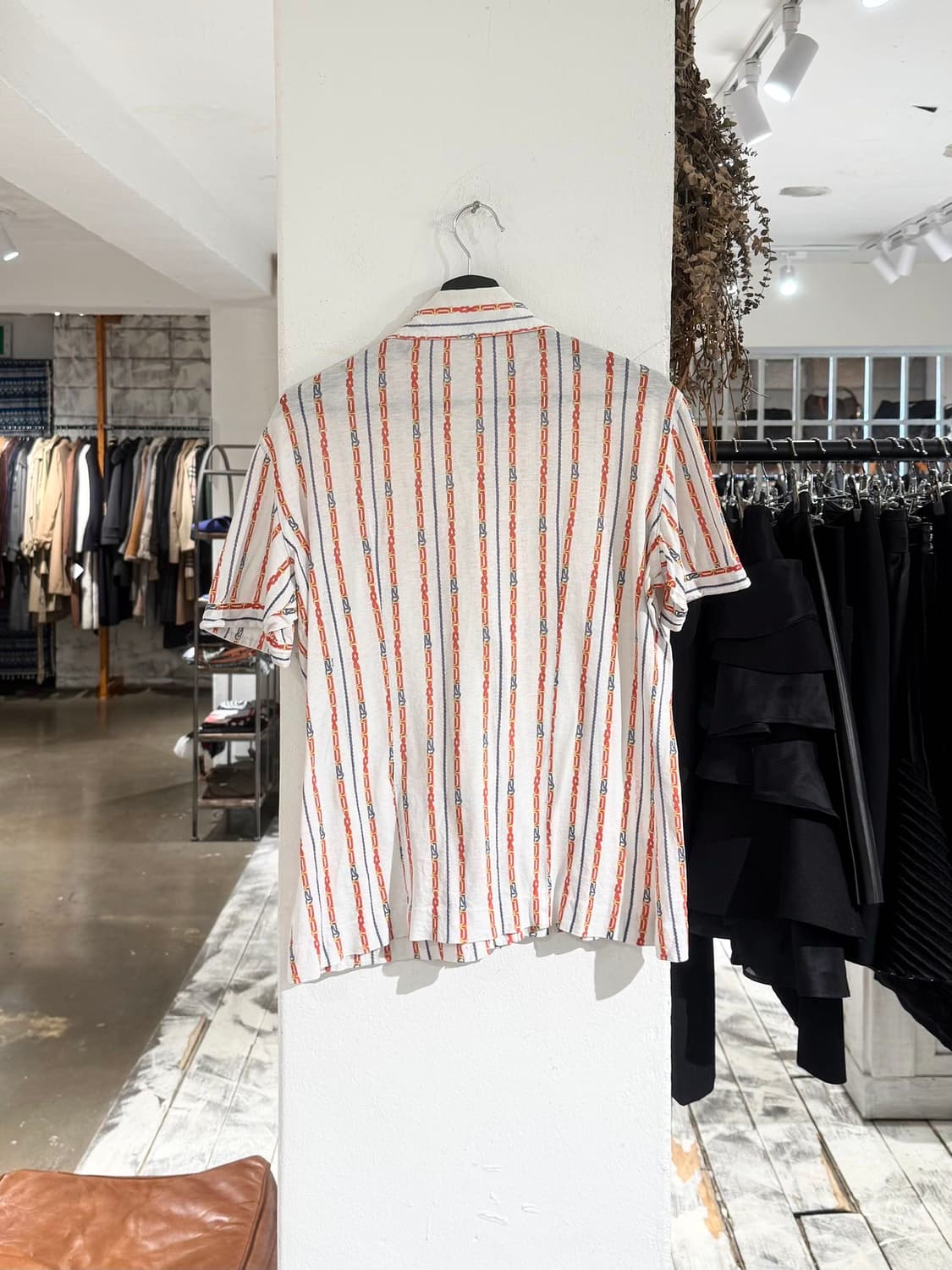 셀린느 화이트 체인 스트라이프 패턴 하프 셔츠 상품이미지6