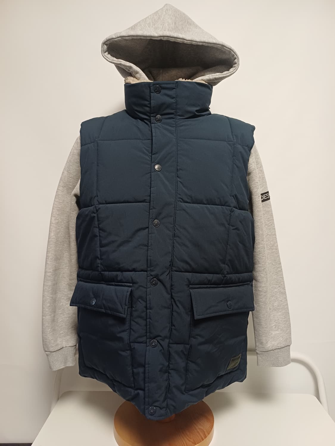 [XL] 에디바우어 카라코람 헤리티지 퀼팅 베스트 (네이비) 상품이미지1