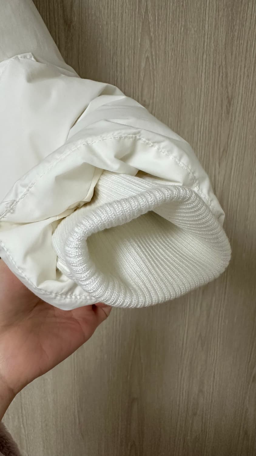 앤아더스토리즈 덕다운 흰색 스트링 패딩 상품이미지5