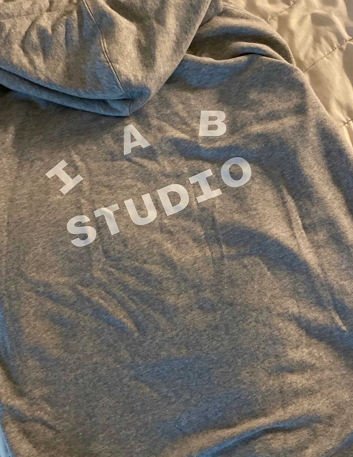 IAB STUDIO 아이앱 스튜디오 26ss 후드집업 상품이미지1