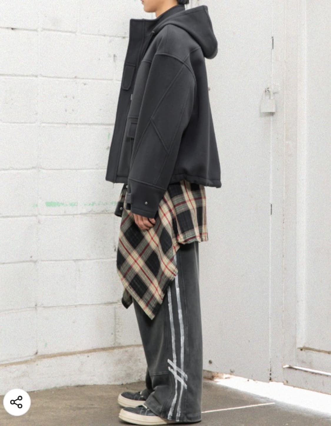 비긴202 스탠드 카라 후디 점퍼 [차콜] 2사이즈 판매 상품이미지3