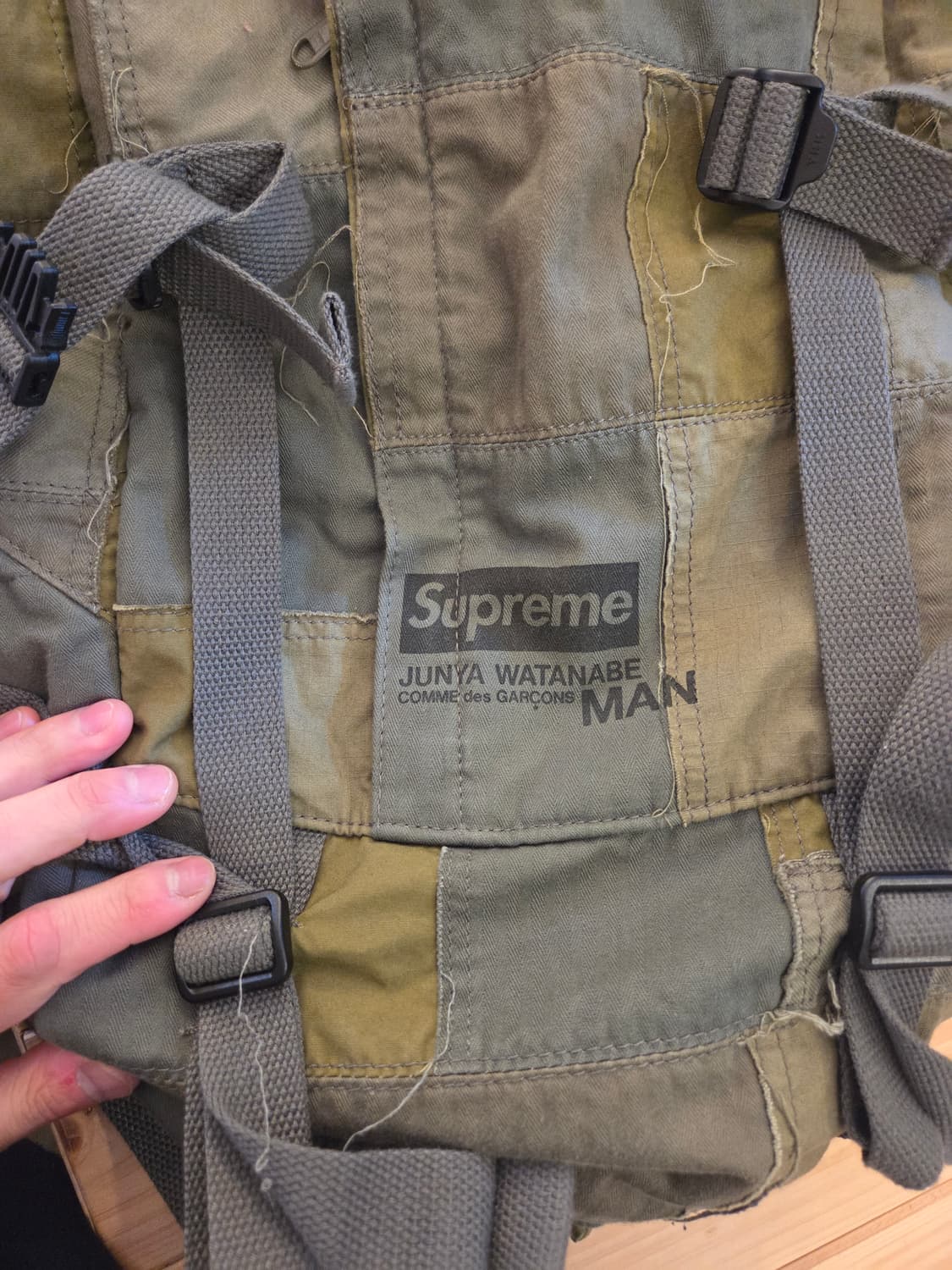 슈프림 X 준야 패치워크 백팩 올리브색 상품이미지3