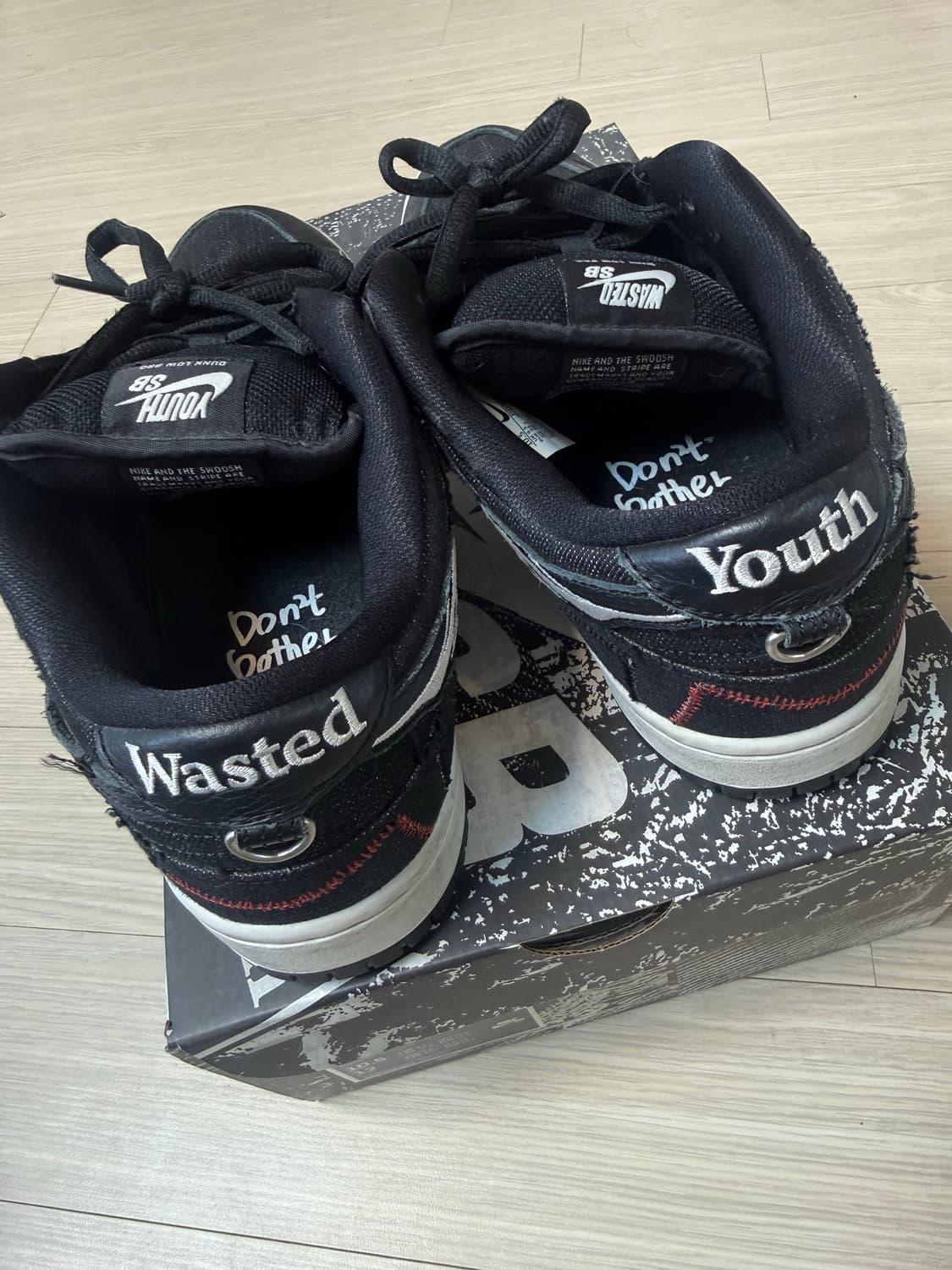 나이키 SB x VERDY - WASTED YOUTH 덩크 로우 상품이미지3