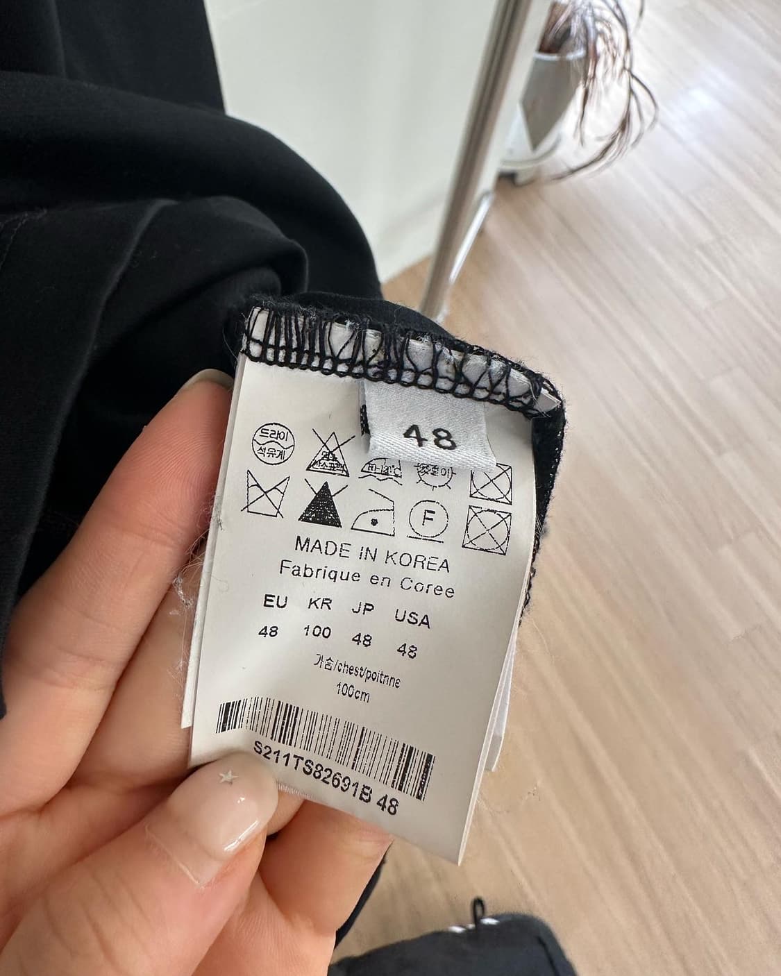 솔리드옴므 블랙 포켓 코튼 하프티  상품이미지8