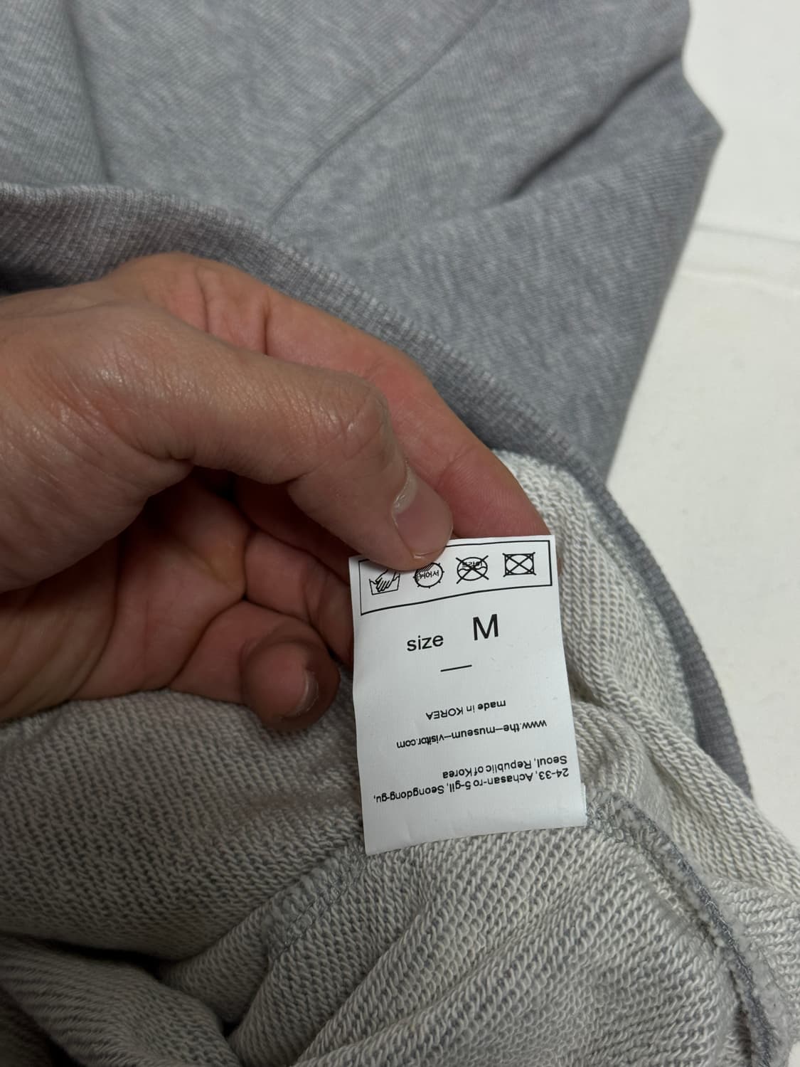 더뮤지엄비지터 / 하트 스프레이 프린티드 후드 / M 상품이미지3