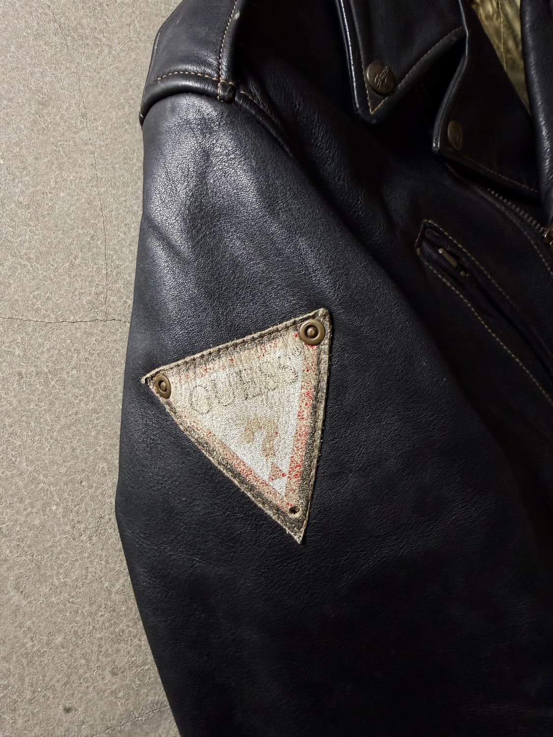 90s GUESS GENUINE LEATHER BIKER JACKET 상품이미지9