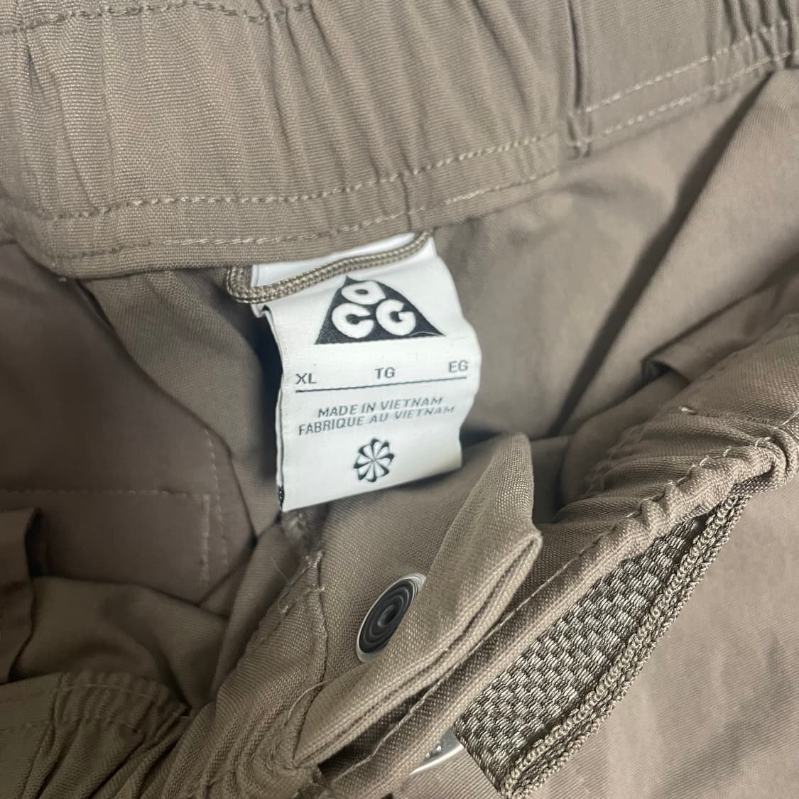 나이키 ACG 카고반바지 아이언스톤 (XL) 상품이미지2