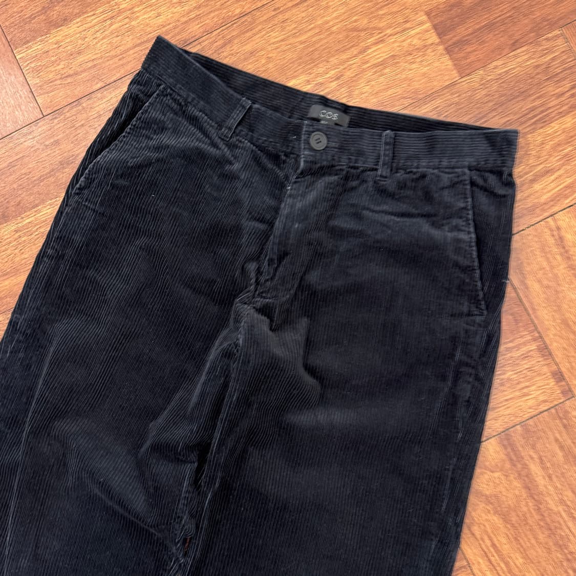 33 COS 블랙 코듀로이 팬츠  상품이미지3
