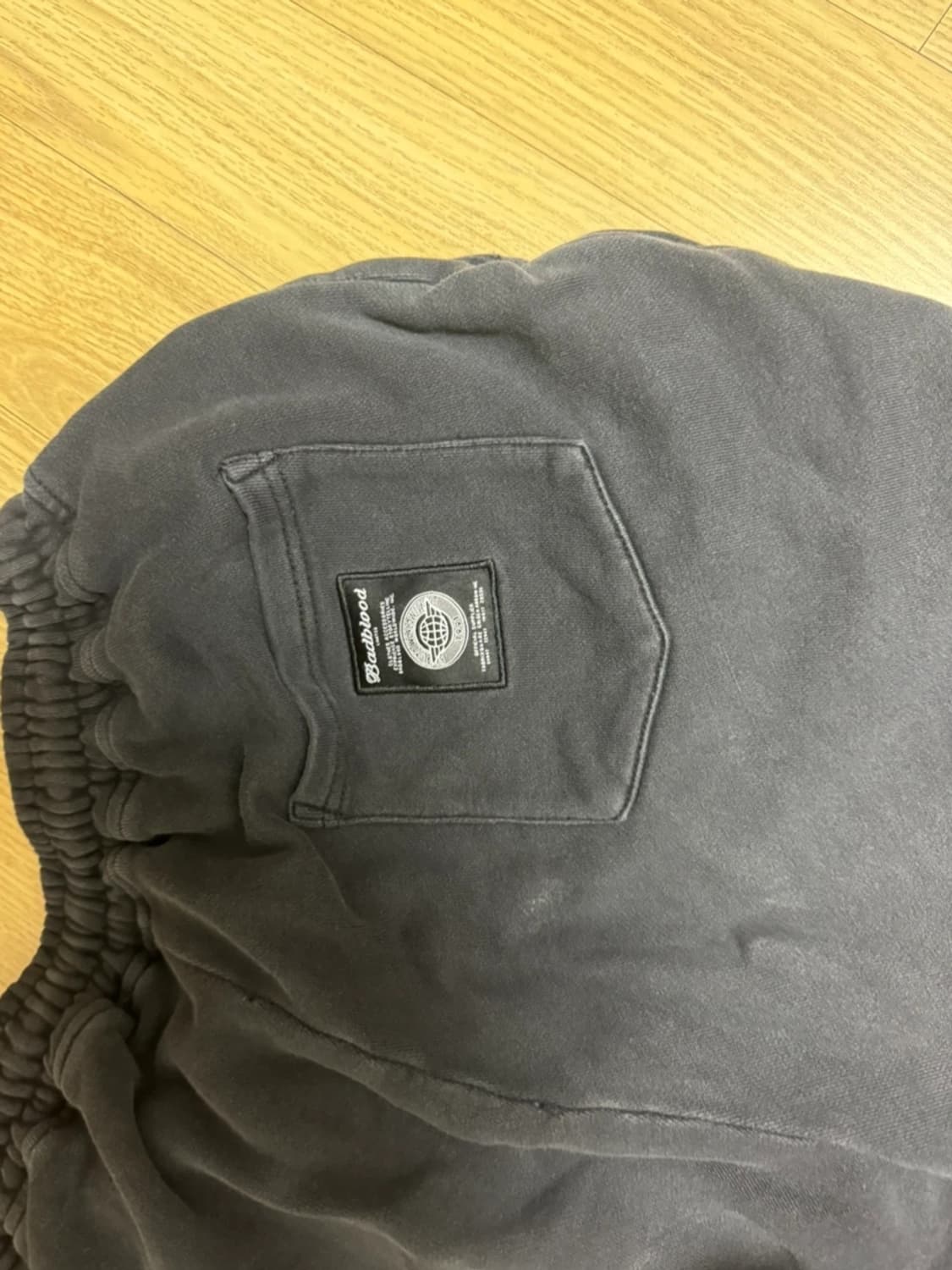 배드블러드 와이드핏 트레이닝 팬츠 S 상품이미지4