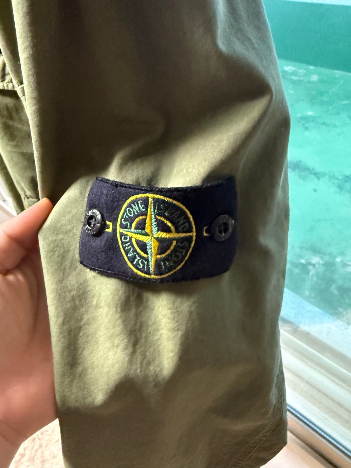 스톤아일랜드 22fw 오버셔츠 카키색 xl  상품이미지2