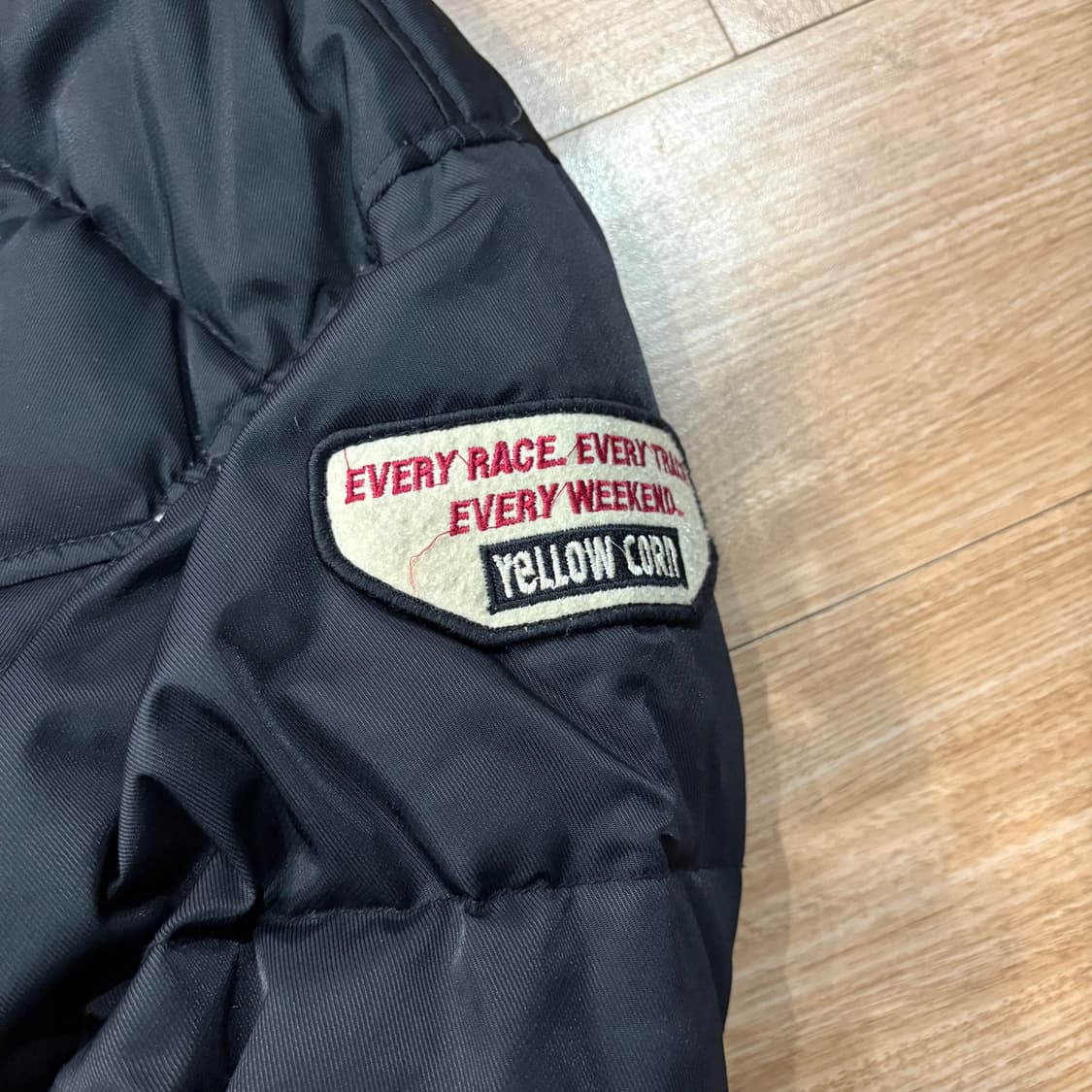 옐로우콘 블랙 다운 푸퍼 자켓 상품이미지5