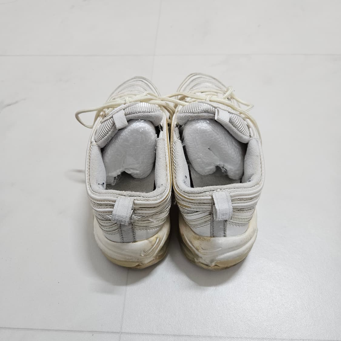 나이키 에어맥스 97 화이트 240mm 상품이미지3