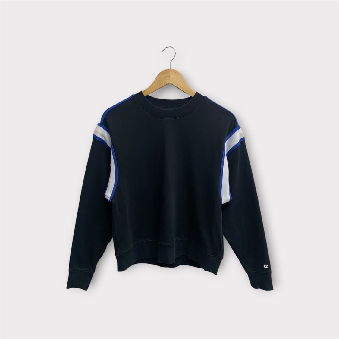 CK 캘빈클라인 라인 맨투맨 XS 상품이미지1