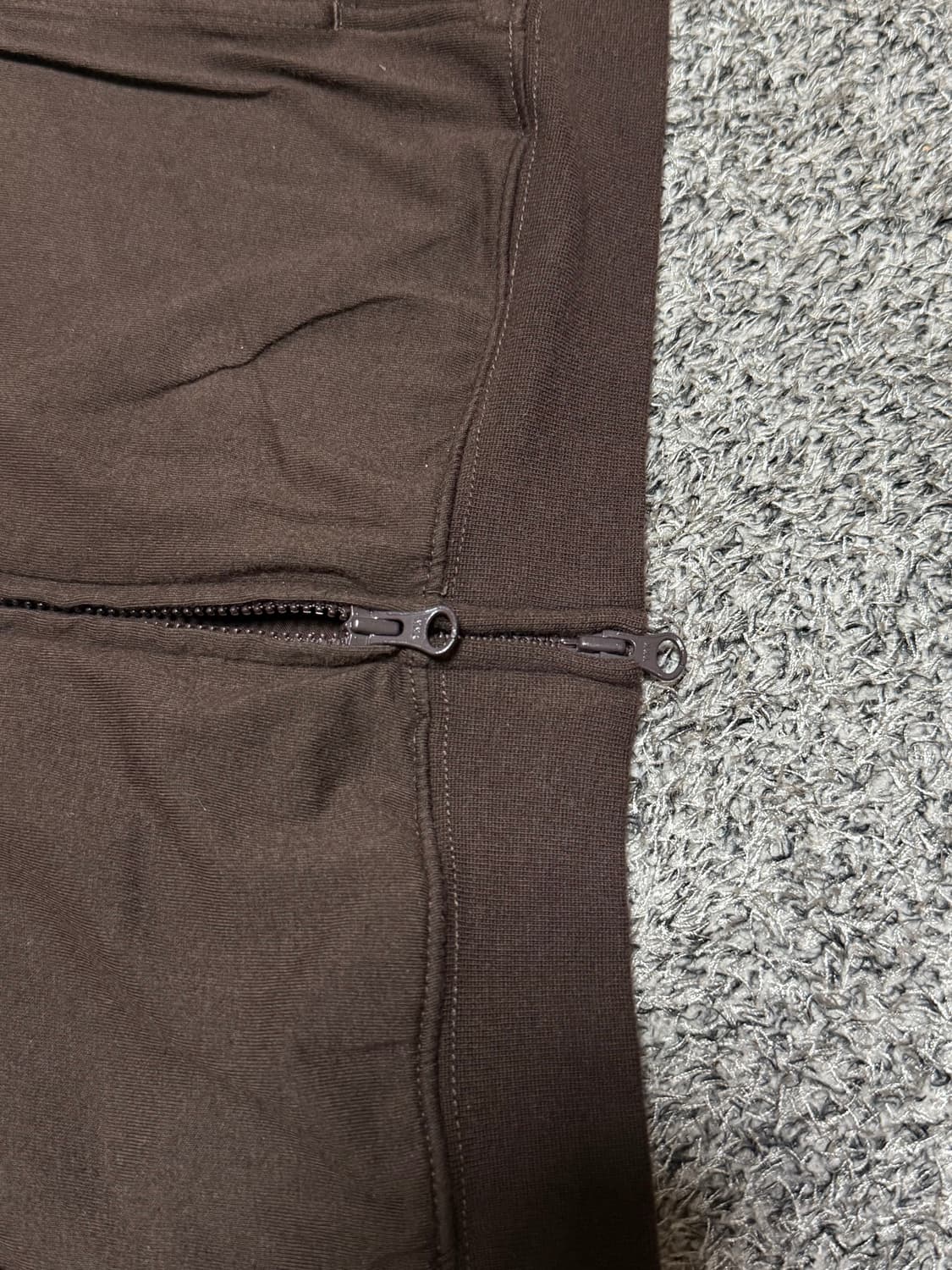 인사일런스 라이트웨이트 집업 후디 브라운 상품이미지3