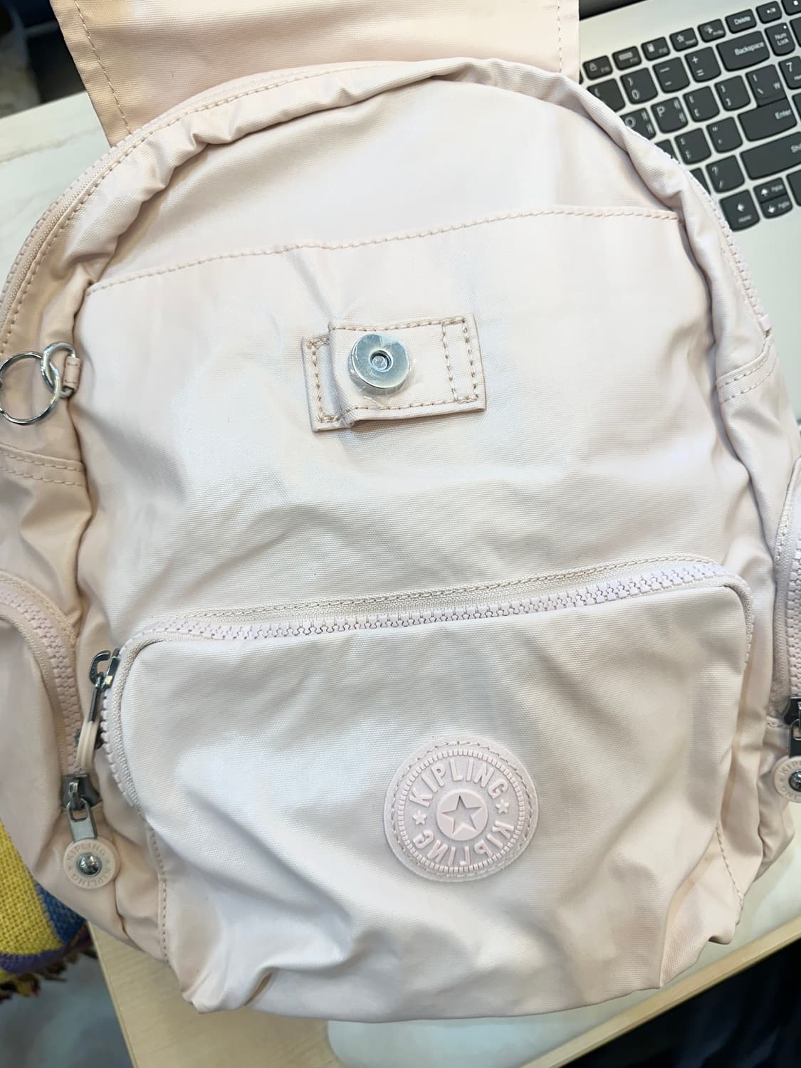 키플링 시티집 스몰 핑크 샤인 백팩 베이비 핑크 상품이미지5