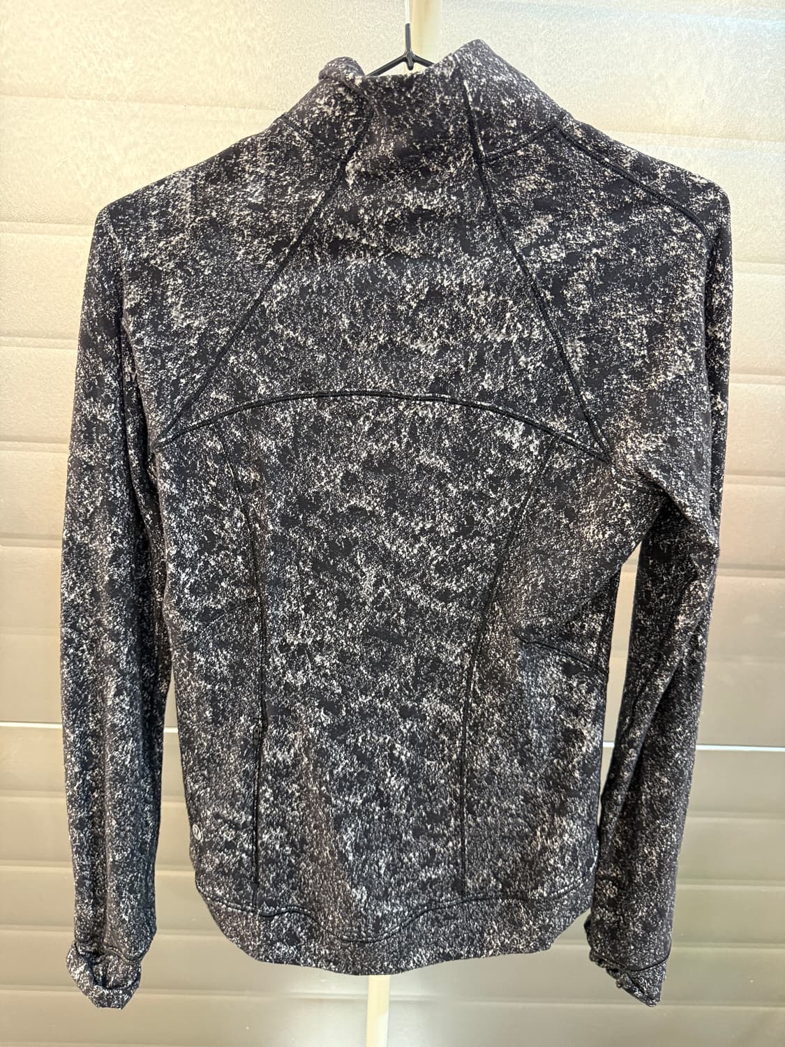 룰루레몬 아웃런 더 엘리먼츠 풀오버 상품이미지2