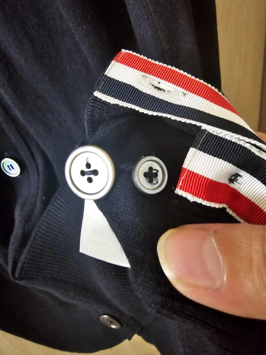 톰브라운 24fw 사선 버진울 가디건(3/100/정품) 상품이미지10