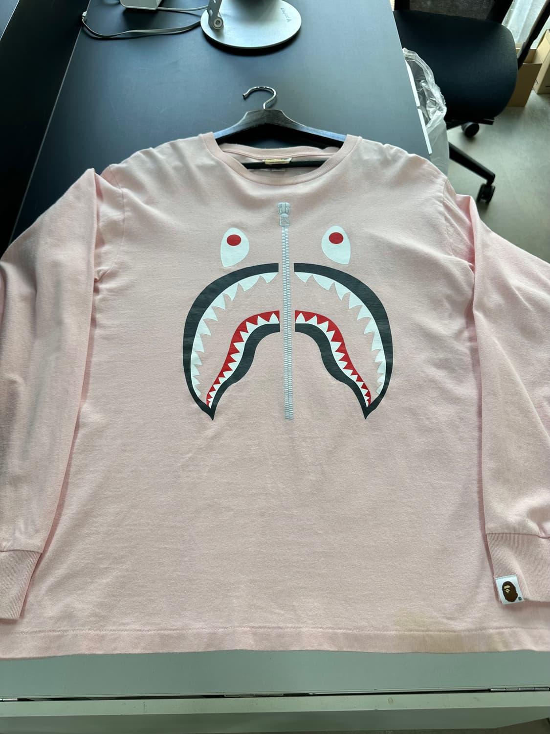 베이프 살몬핑크 샤크 롱슬리브긴팔티 상품이미지4