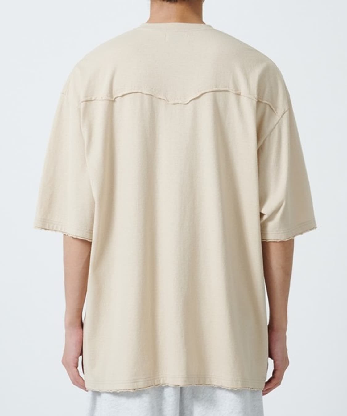 FACCIES BOUCLE NEP FRINGE Tee 키나리 1 상품이미지4